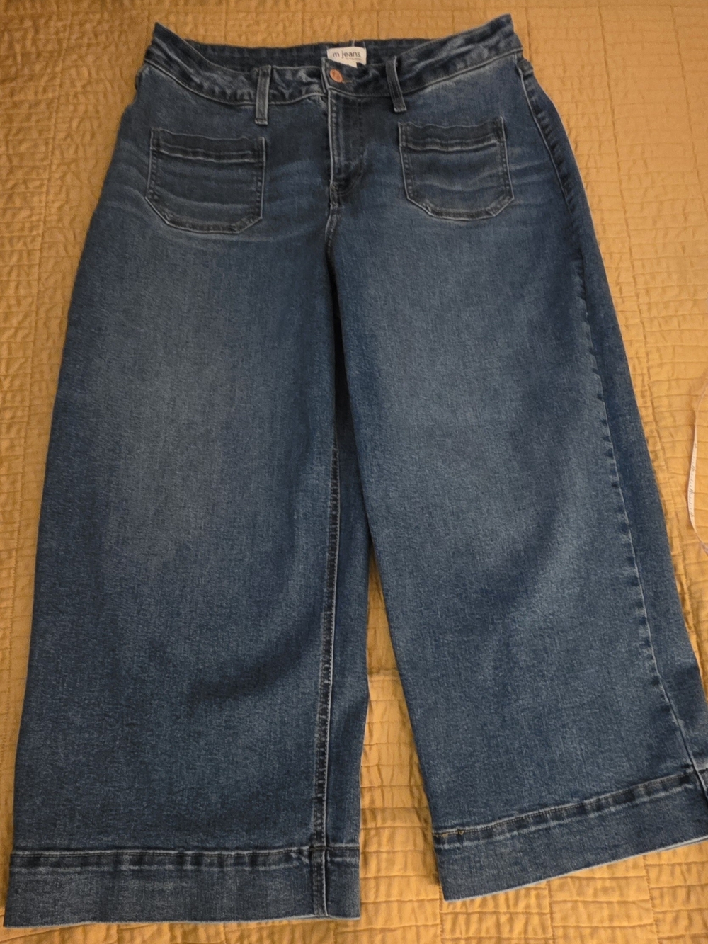 Maurices High Waisted Wide-Leg Cropped Jeans Size 14